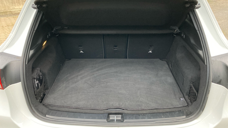 Mercedes-Benz GLA 200d AMG Line Premium Plus 5dr Auto Diesel Hatchback